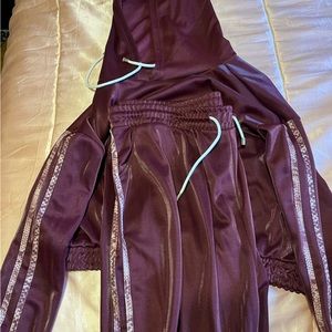Fashion Nova 2X Burgundy Jogger Set